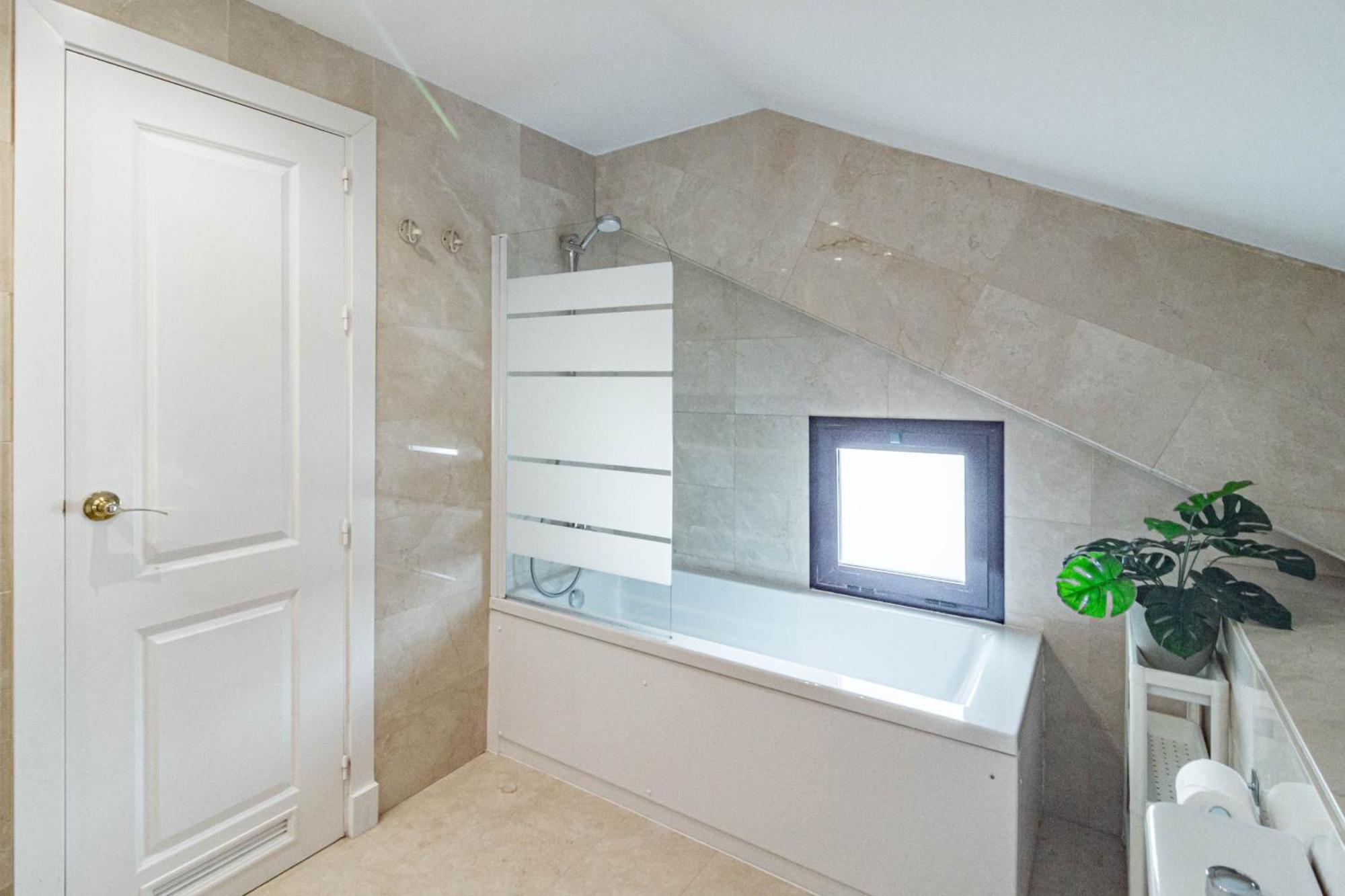 Noray 10 * Marbella