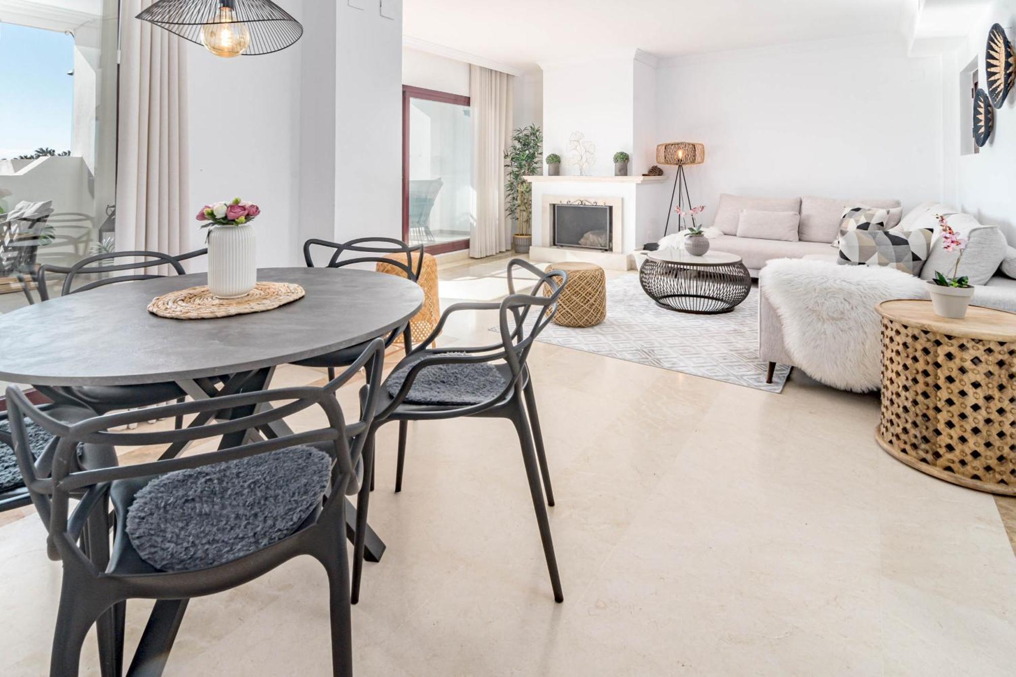 Apartament Noray 10 *